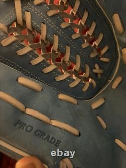 HEART OF THE HIDE 12.5-INCH UTILITY FASTPITCH GLOVE, RIGHT HAND THROW (USED-lil)