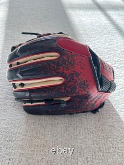 New 11.5 Inch 2026 Rawlings Heart of the Hide REV1X Red Tiger Edition