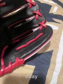 New Rawlings Heart Of The Hide Black/Red 11.5 Right Hand Throw Glove