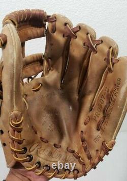 Rawlings HOH Heart Of The Hide Pro207-2 11 in Softball Glove Right Thrower