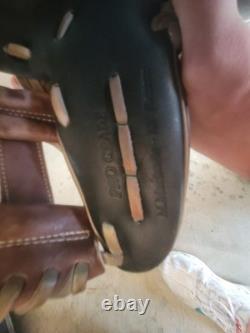 Rawlings Heart of Hide PRONP5-7BCH Machado 11.75 RHT baseball glove