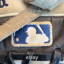 Rawlings Heart of The Hide Right Hand Infield Baseball Glove 11 1/2 PROR204-2CNW