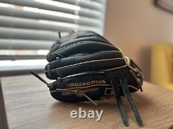 Rawlings Heart of The Hide Right Hand Infield Baseball Glove (PROR204). 11 1/2