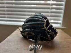 Rawlings Heart of The Hide Right Hand Infield Baseball Glove (PROR204). 11 1/2