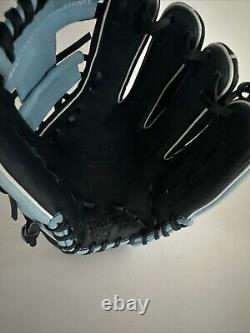 Rawlings Heart of the Hide 11.5 RHT Toronto Blue Jays Logo Baseball Glove RHT