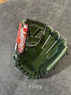 Rawlings Heart of the Hide 11.75 Baseball Glove Right Hand Throw