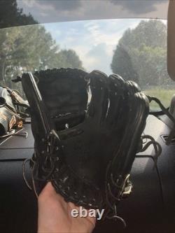 Rawlings Heart of the Hide 11.75 Baseball Gloves Black, Right Hand Throw