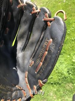 Rawlings Heart of the Hide 11 PRO-701BFBT Black Baseball Glove RHT