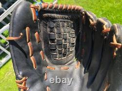 Rawlings Heart of the Hide 11 PRO-701BFBT Black Baseball Glove RHT