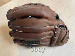 Rawlings Heart of the Hide 13.5 Inch softball series glove. Great Condition