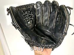 Rawlings Heart of the Hide Black Gold Glove Series PRO-1005BF Sz 13 Right Throw