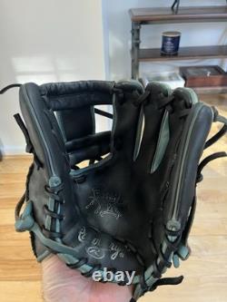 Rawlings Heart of the Hide HOH PRO204-2BCB 11.5 RHT Glove Relaced