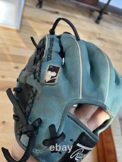 Rawlings Heart of the Hide HOH PRO204-2BCB 11.5 RHT Glove Relaced