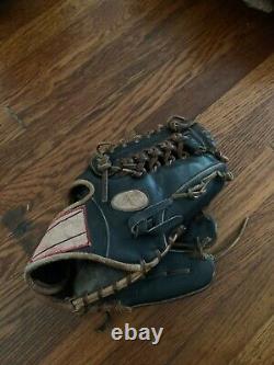 Rawlings Heart of the Hide PRO200-4JBT 11.5 Modified Trapeze Right Hand Throw