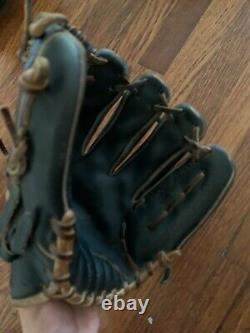 Rawlings Heart of the Hide PRO200-4JBT 11.5 Modified Trapeze Right Hand Throw