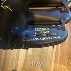 Rawlings Heart of the Hide PRO204-2 11 1/2 Right Hand Throw Infield Glove Black