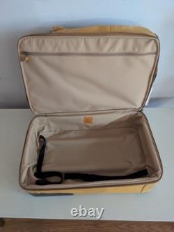 Rawlings Heart of the Hide Suitcase Travel Bag Suitcase Rolling Lombardo Rare