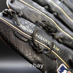 Rawlings Japan Glove Heart of the Hide RHT Pitcher 11.75 Scarlet/Black Limited