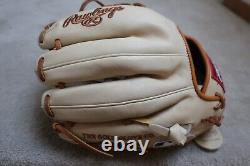 Rawlings NWT RHT 11 1/2 R2G Standard Fit Heart of the Hide Baseball Glove