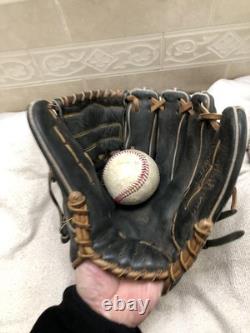 Rawlings PRO1175DC Heart Of The Hide 11.75 Baseball Infielder Glove Right? Thro