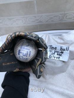 Rawlings PRO1175DC Heart Of The Hide 11.75 Baseball Infielder Glove Right? Thro