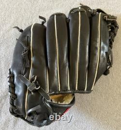 Rawlings PRO12TCB Heart of the Hide Horween 12 Trapeze Baseball Glove RHT Black