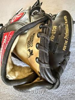 Rawlings PRO12TCB Heart of the Hide Horween 12 Trapeze Baseball Glove RHT Black