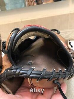 Rawlings PROCM11 32 Heart Of The Hide Baseball Catchers Mitt Right Hand Throw