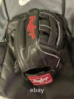 Rawlings heart of the hide 11.5 Right Hand Thrower