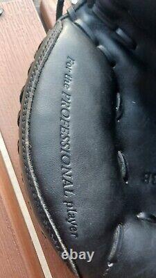 Rawlings heart of the hide 32. 1/2 Inch Left Handed Baseball Glove