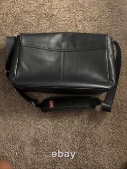Rawlings heart of the hide Messenger Bag Collectible Amazing Condition