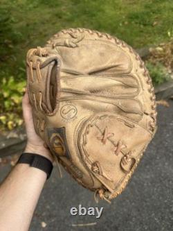 Vintage Rawlings Heart Of The Hide Made In USA Baseball Catchers mitt