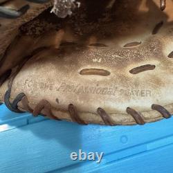 Vintage Rawlings Heart of the Hide First Base Mitt Limited Edition PRO FM18C