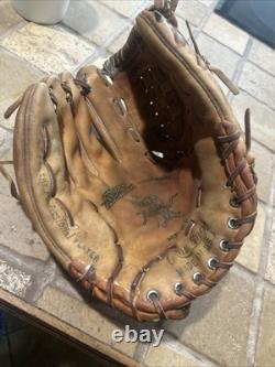 Vintage Rawlings Heart of the Hide, XFG 6 Left Hand Throw, Baseball Glove