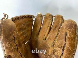 Vintage Rawlings XPG 3 Heart of the Hide Warren Spahn RHT Baseball Glove