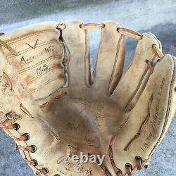 Vtg Rawlings Herb Score XPG3 Heart of The Hide Personal Model Baseball Glove RHT