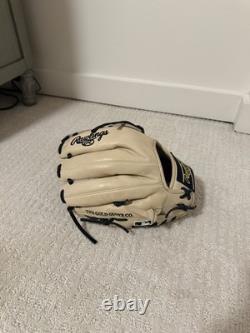 (brand new never used) 11 3/4, Pro Grade, R2G, Heart of the hide pitchers glove